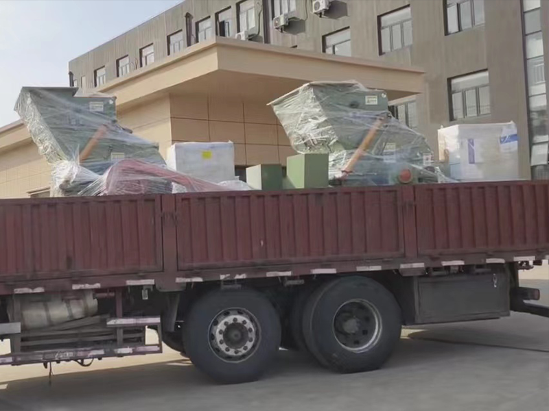 PC4012一90粗粉磨粉机成功发货至云南 - 云南磨粉需求（images 2）